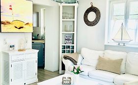 Maisonette-Fewo unter Reet, 50m zum Meer, Strandidyll Zingst